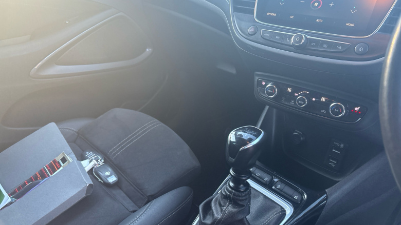 Vauxhall Crossland 1.2 Turbo Ultimate 5dr Petrol Hatchback